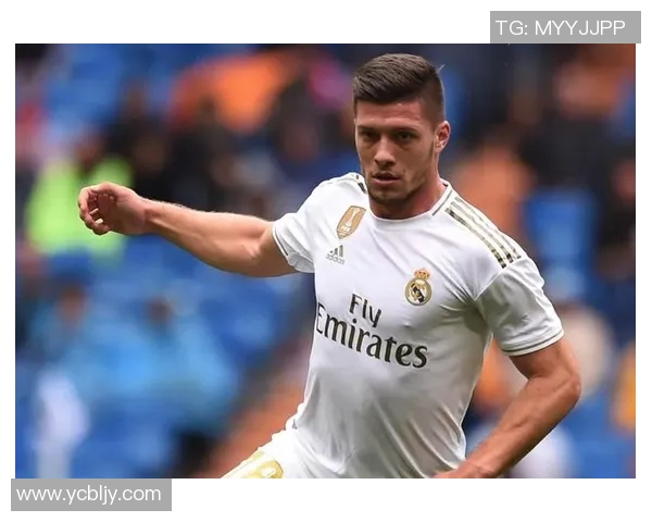 皇马宣布与齐达内提前解约，卢卡-约维奇暂代主帅一职！